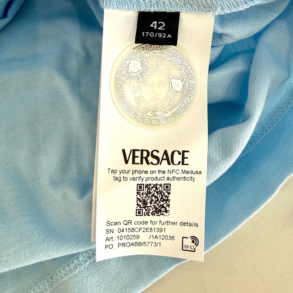 Versace Safety Pin Logo T Shirt - Picture 4 of 7
